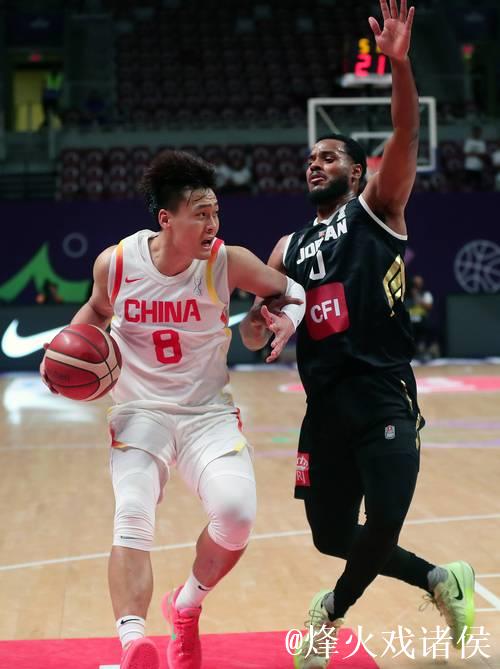 中国男篮横扫约旦,亚洲杯小组赛三战全胜挺进八强 中国男篮横扫约旦,亚洲杯小组赛三战全胜挺进八强